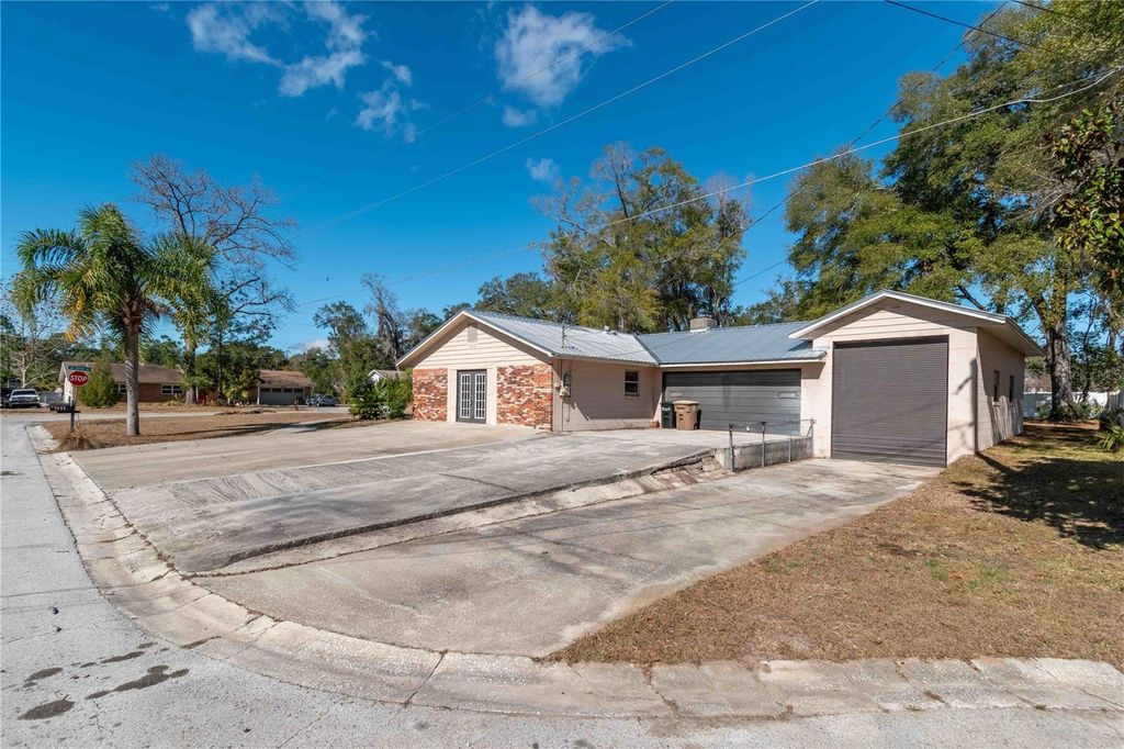 Photo of Ocala, FL 34470 (MLS # OM717592)