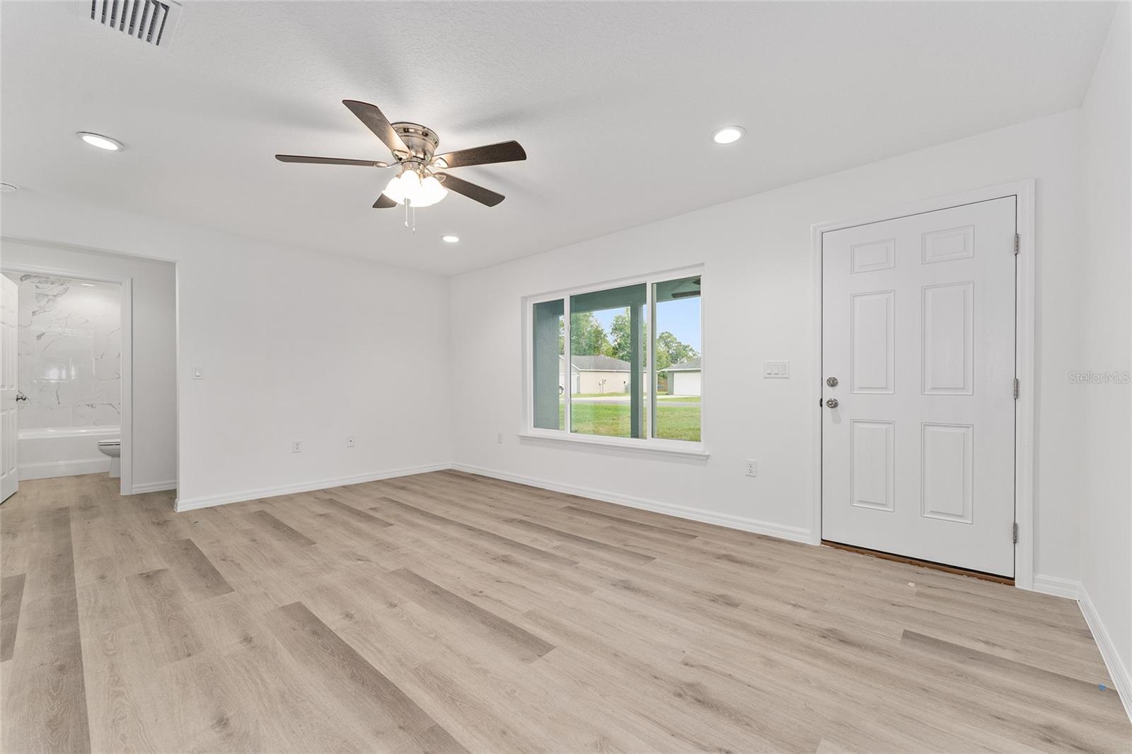 TRAILS EAST - Residential