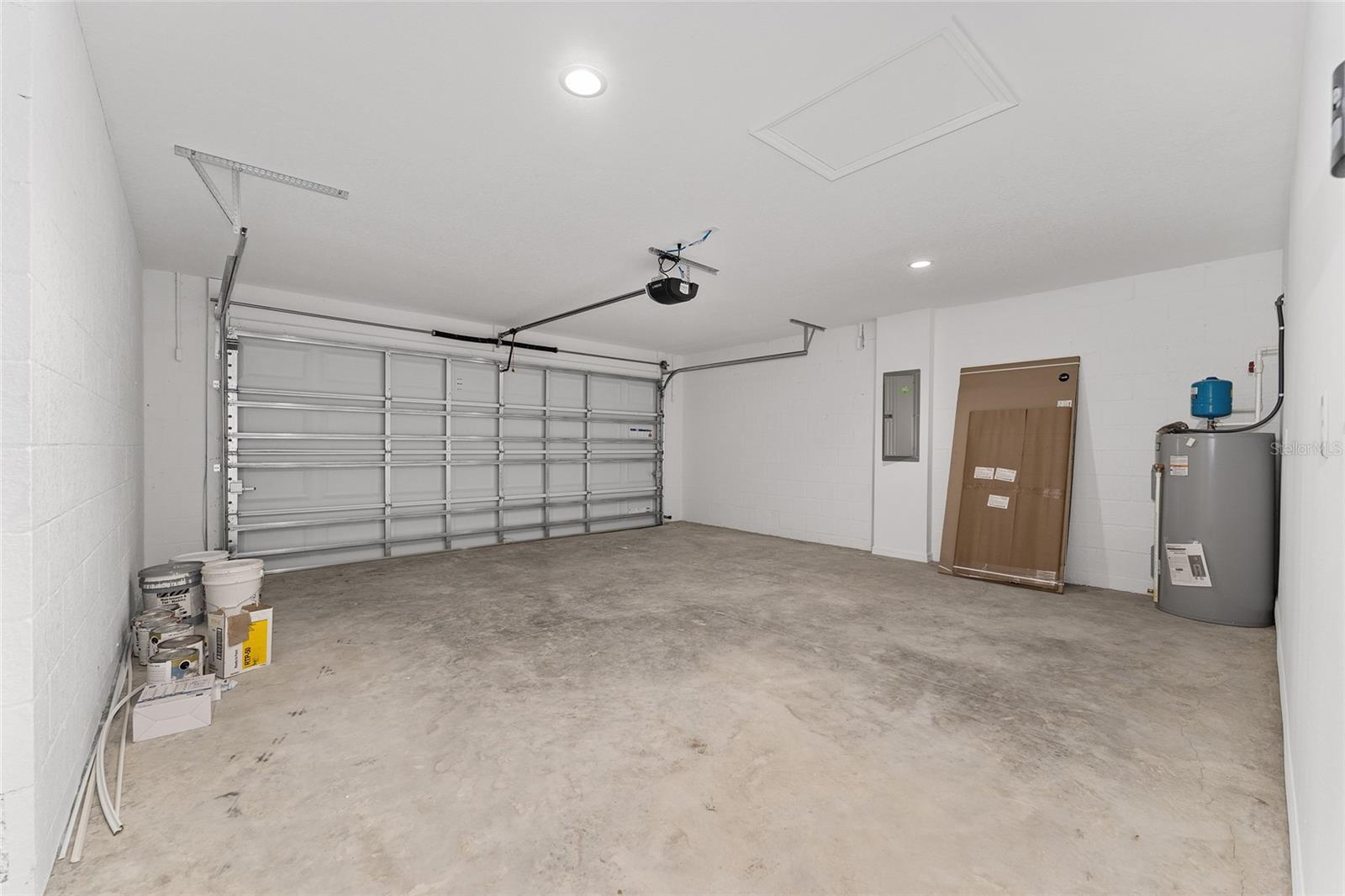 TRAILS EAST - Residential