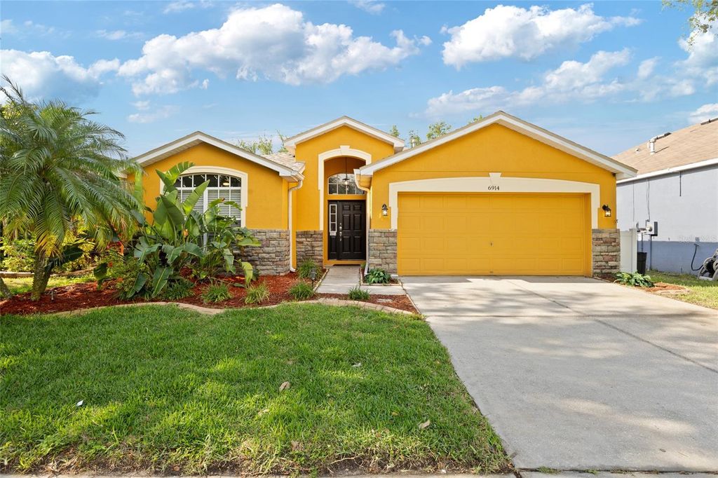 Photo of 6914 Monarch Park Drive, Apollo Beach, FL 33572 (MLS # TB8402747)