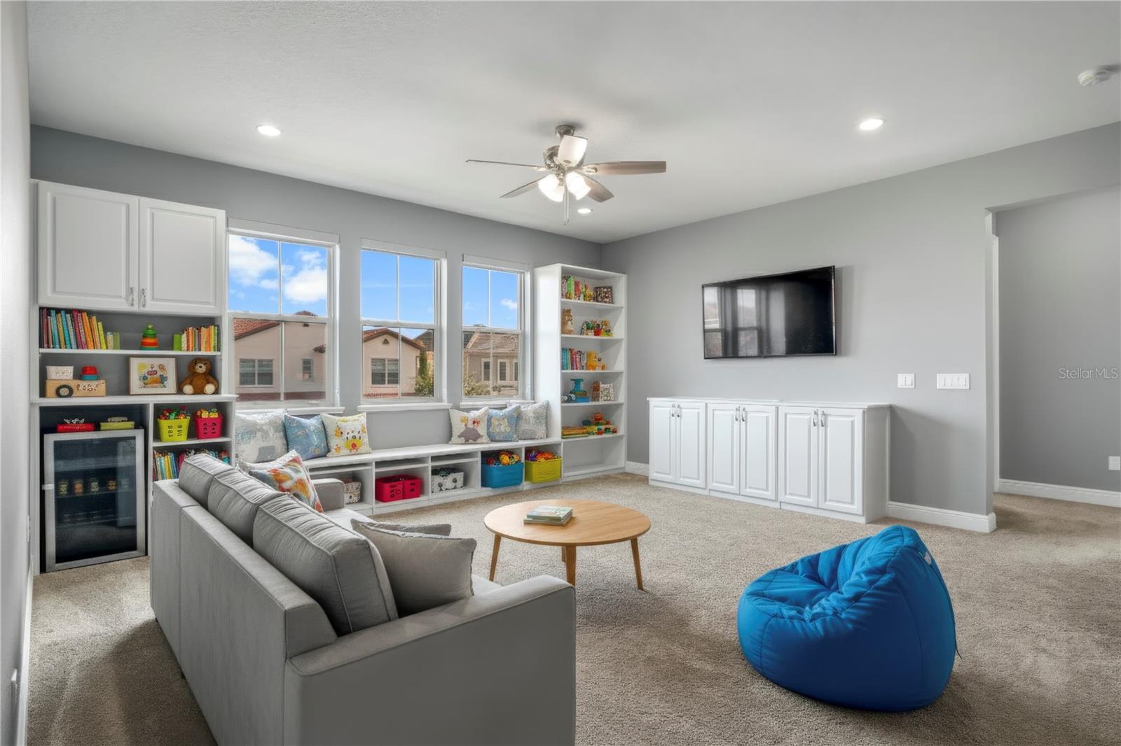 LAKESHORE PRESERVE - Residential