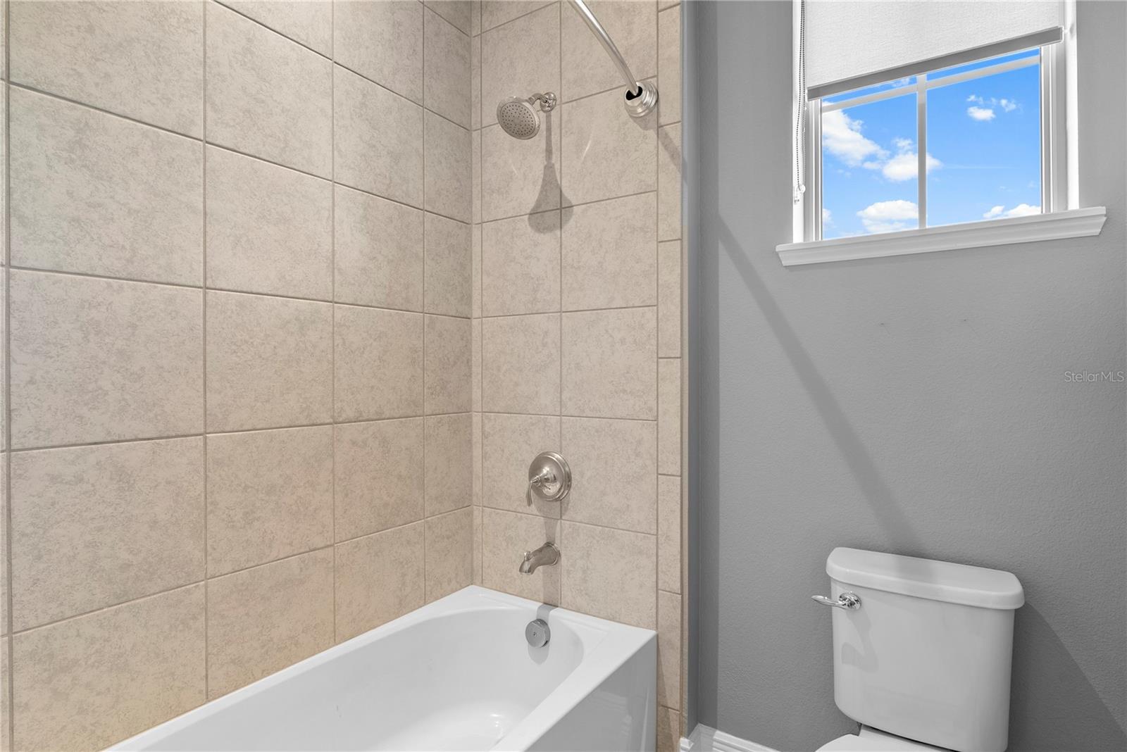 LAKESHORE PRESERVE - Residential