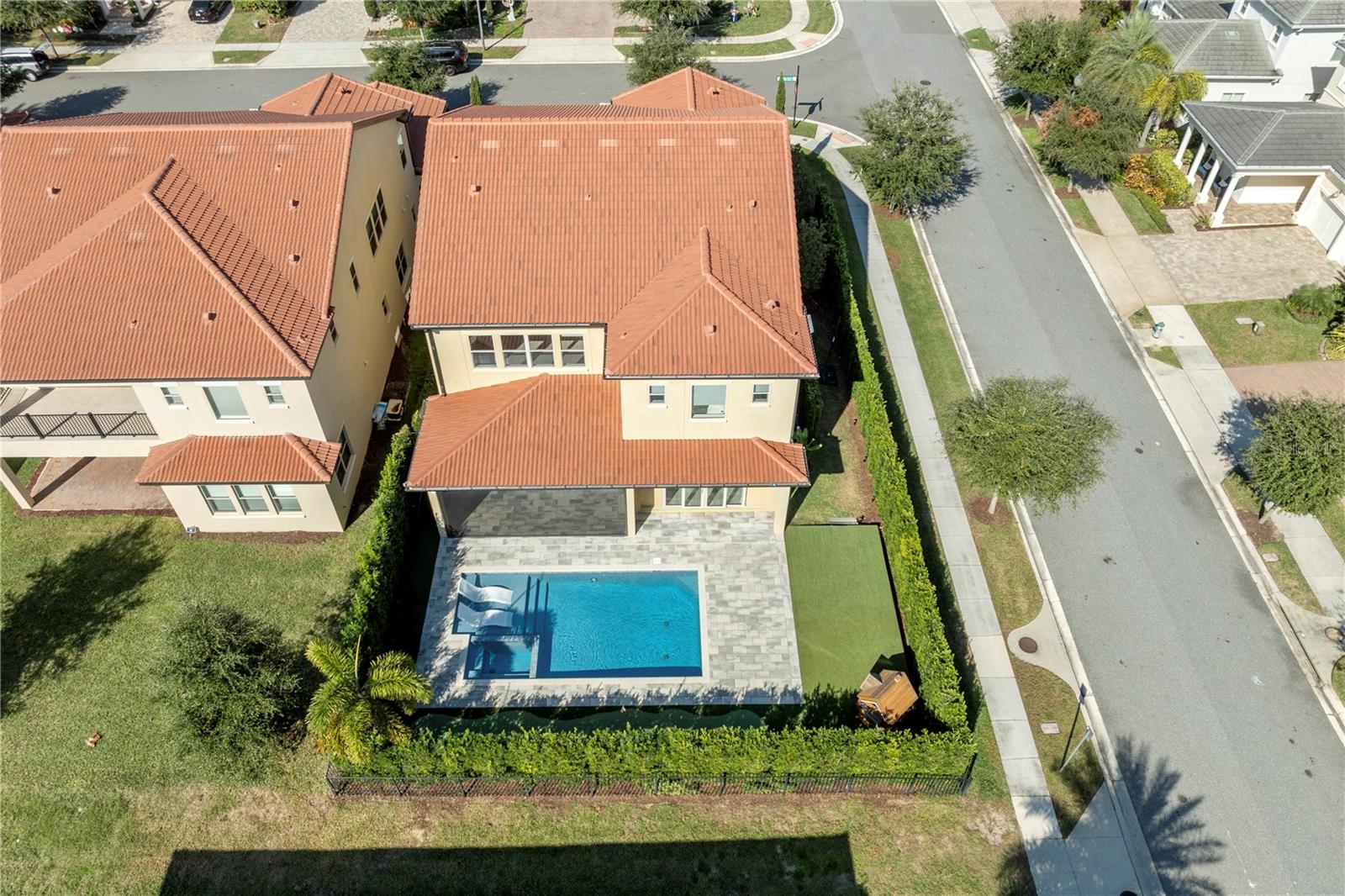 LAKESHORE PRESERVE - Residential