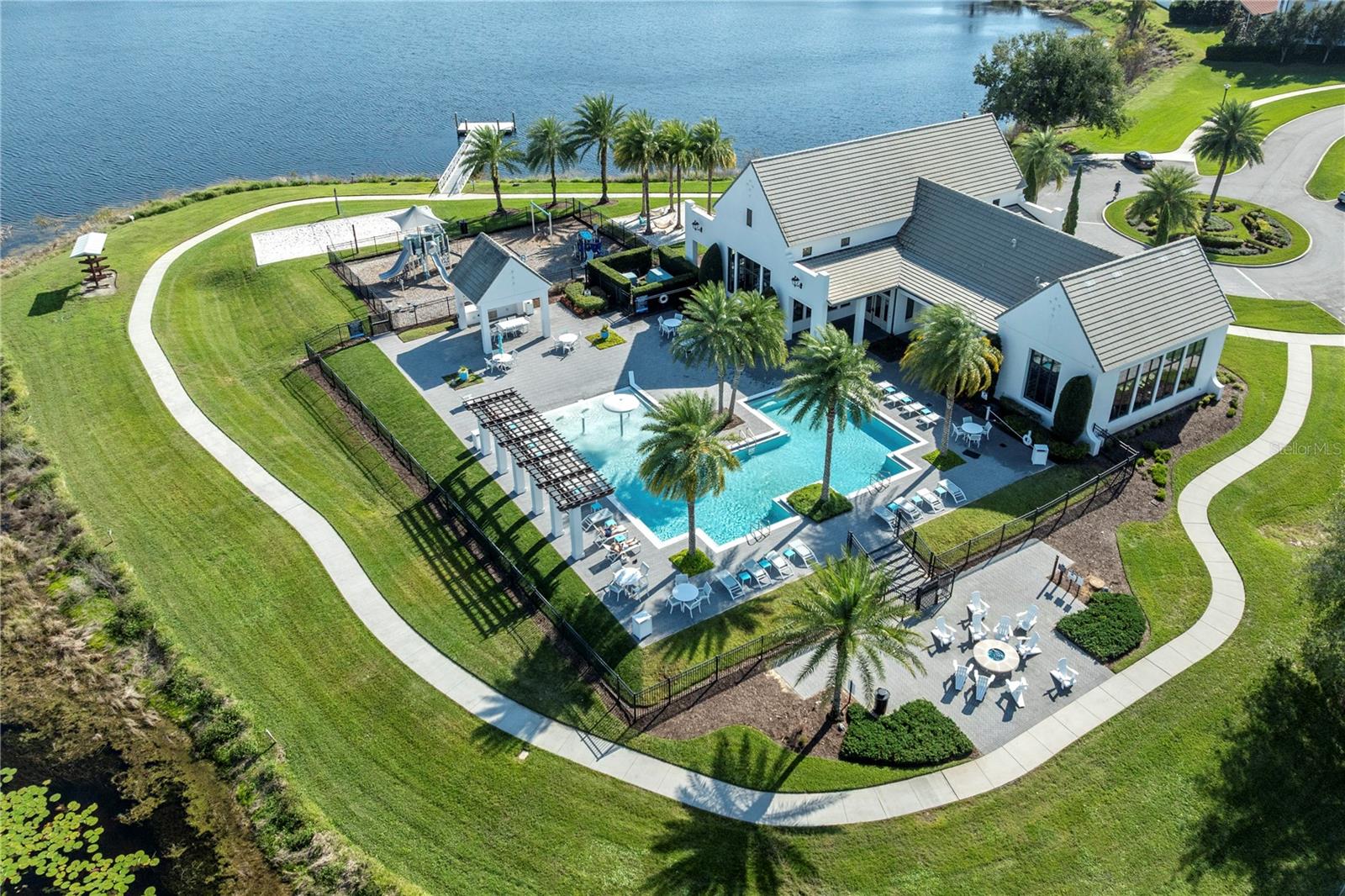 LAKESHORE PRESERVE - Residential