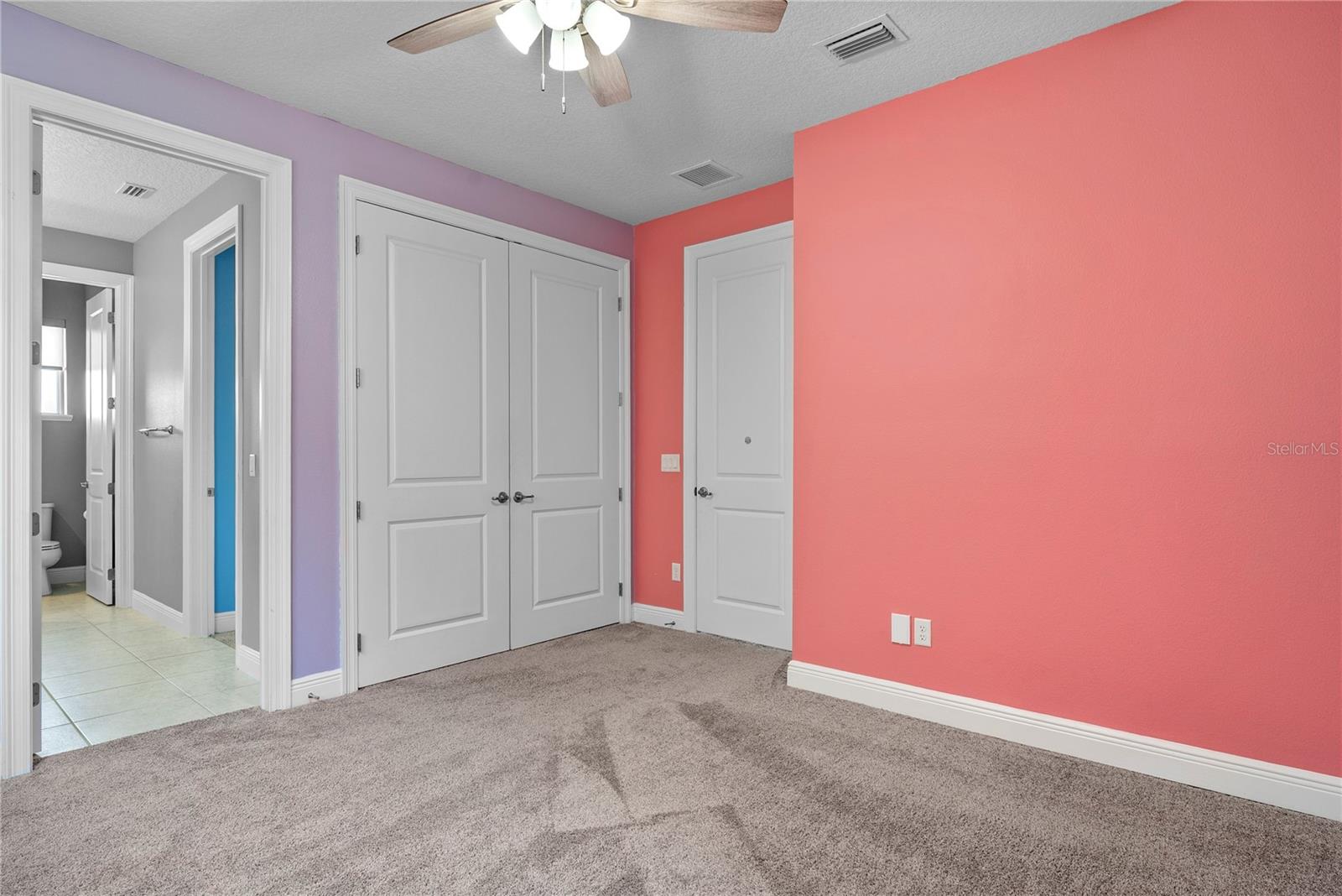 LAKESHORE PRESERVE - Residential