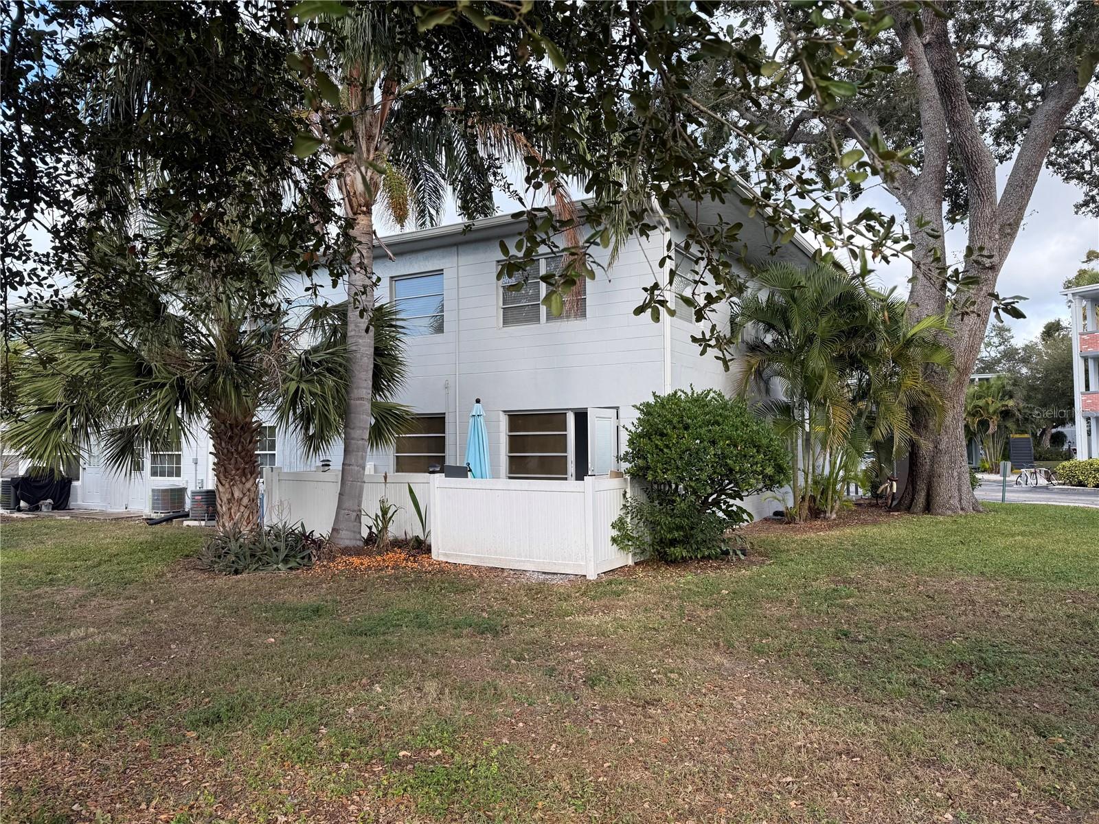 CLEARVIEW OAKS PARADISE - Residential