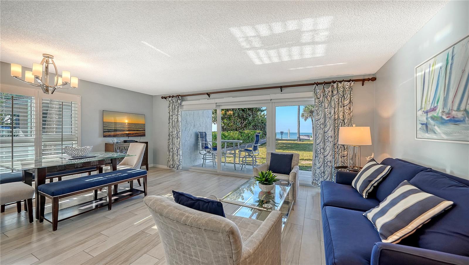 4235 GULF OF MEXICO DRIVE T101