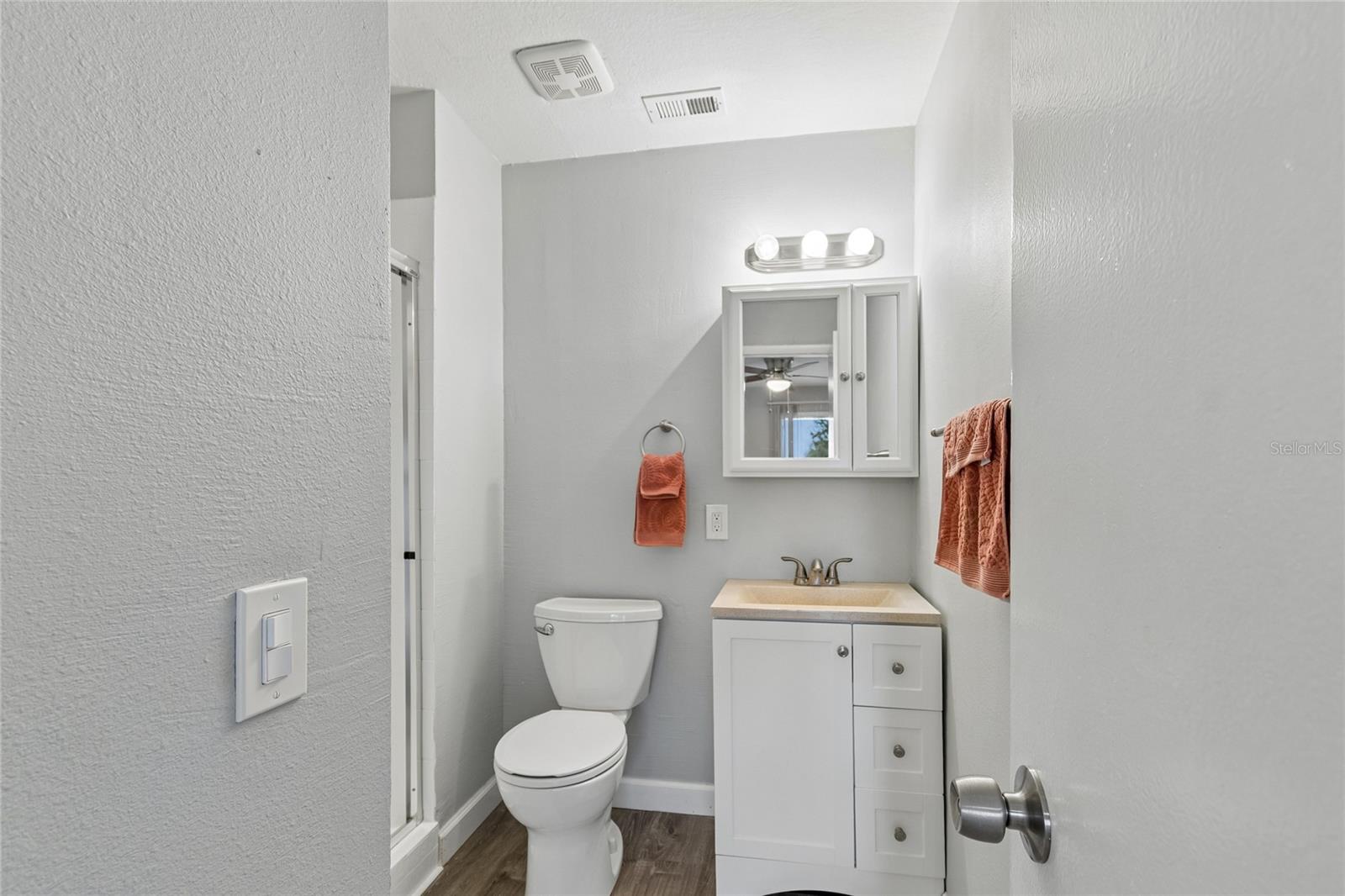 TOWNHOUSES AT BONNIE BAY CONDO - Residential