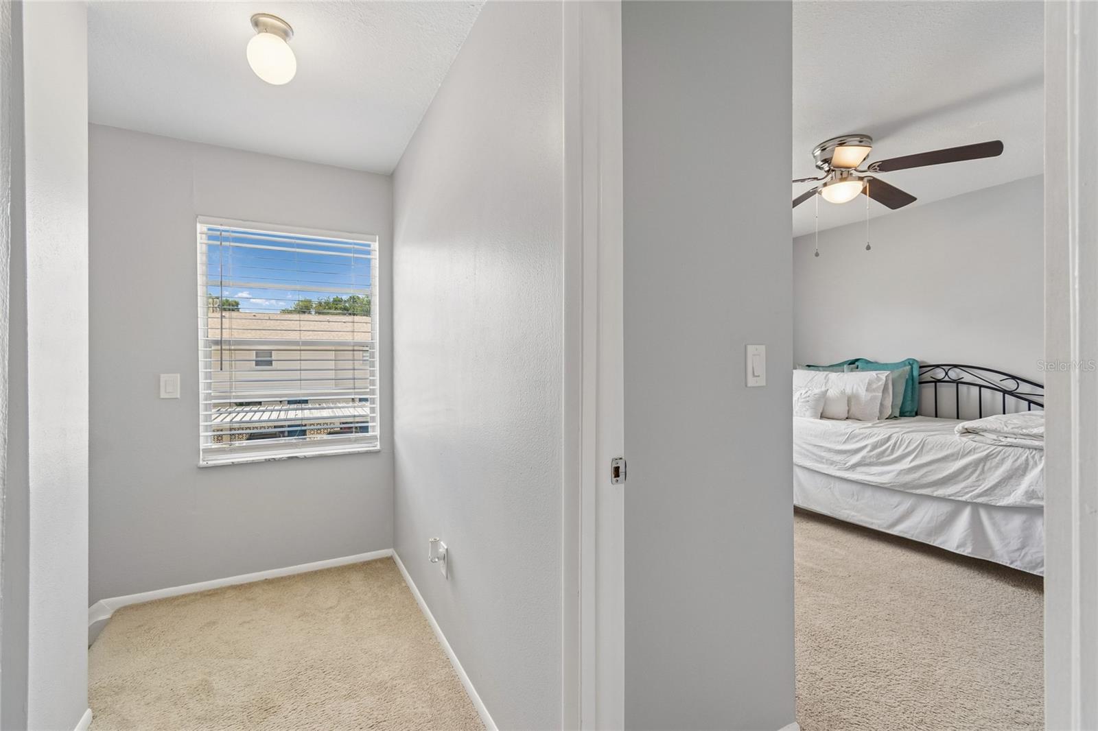 TOWNHOUSES AT BONNIE BAY CONDO - Residential