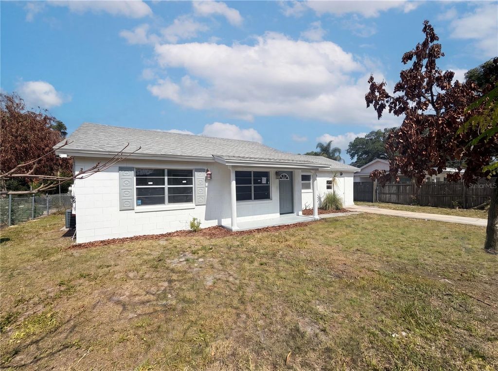 Photo of 1100 Carefree Cove Drive, Winter Haven, FL 33881 (MLS # O6407265)