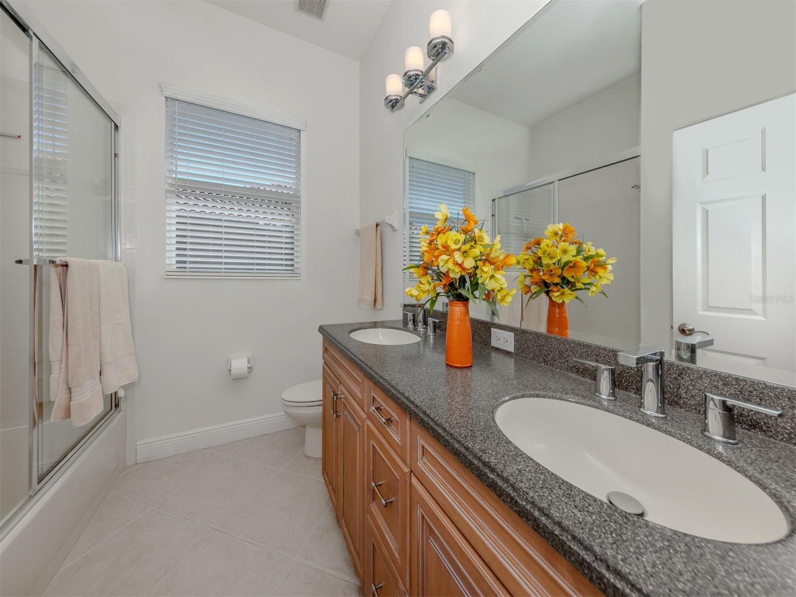 VENETIAN GOLF & RIVER CLUB PHA - Residential