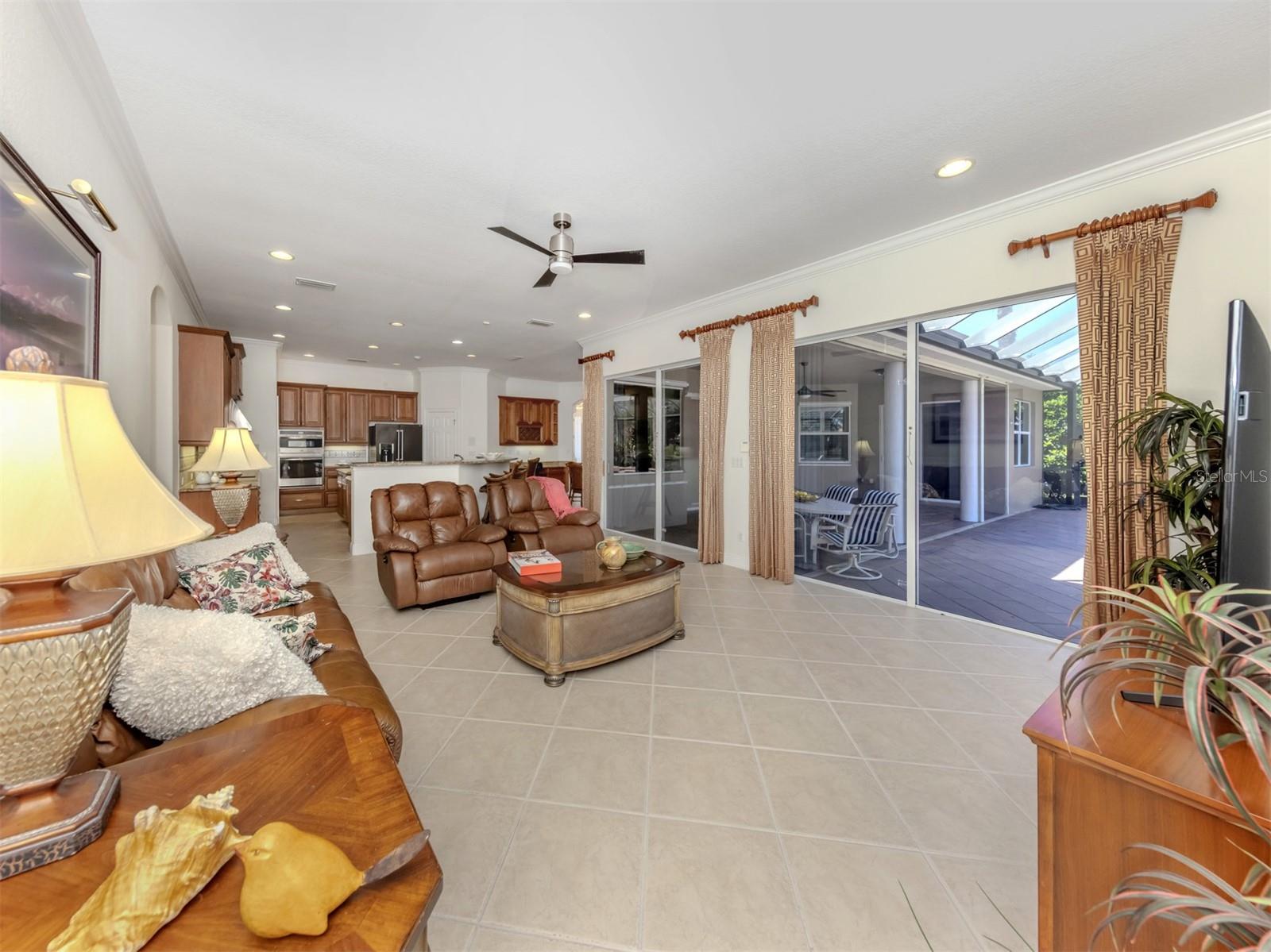 VENETIAN GOLF & RIVER CLUB PHA - Residential