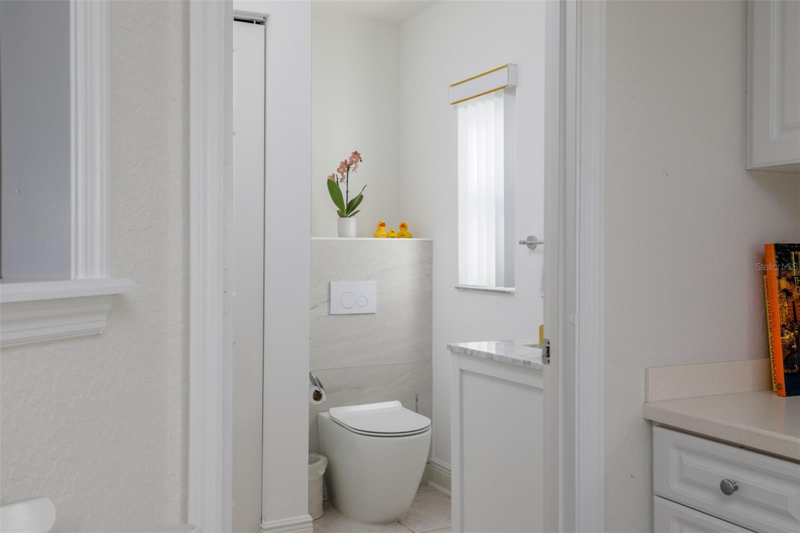 ISLAND TWNHMS TREASURE ISLAND - Residential