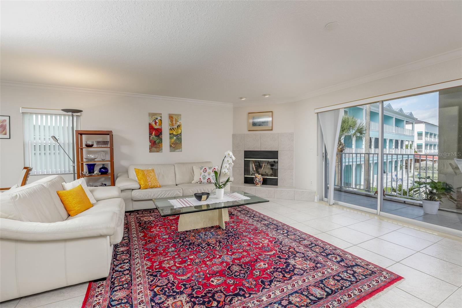 ISLAND TWNHMS TREASURE ISLAND - Residential