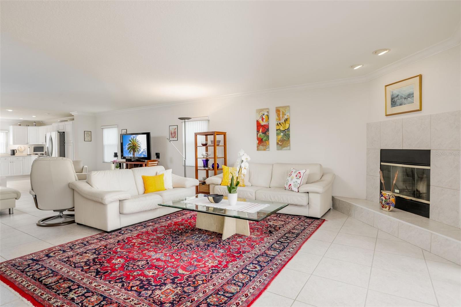 ISLAND TWNHMS TREASURE ISLAND - Residential