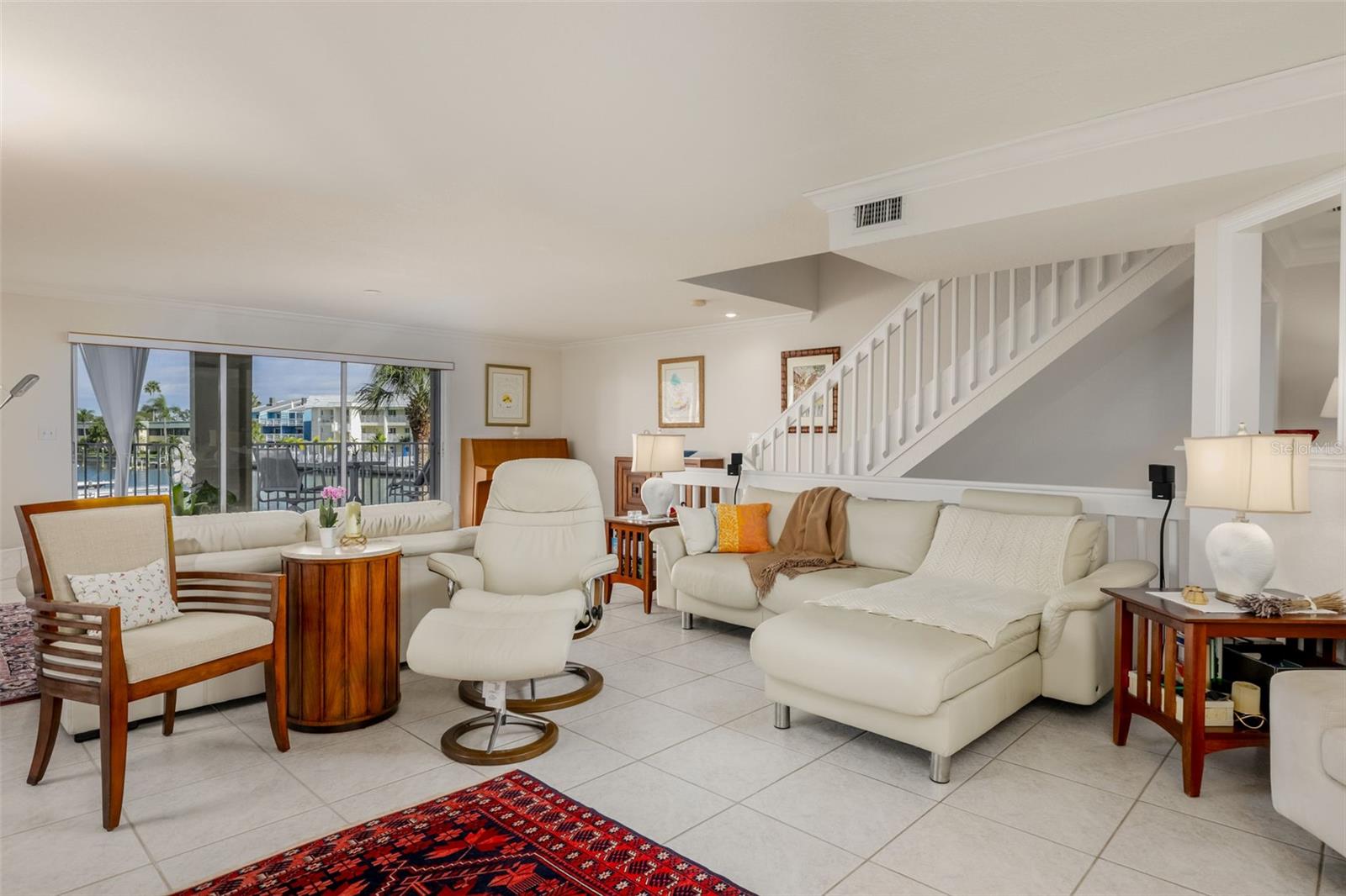 ISLAND TWNHMS TREASURE ISLAND - Residential