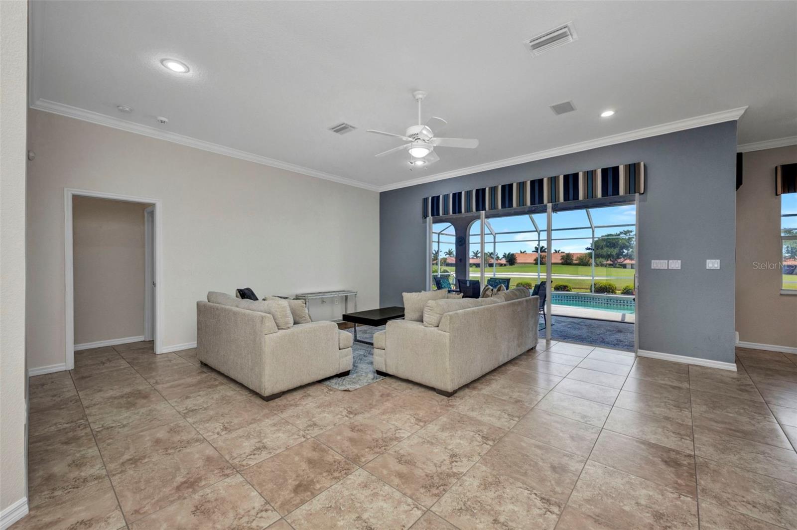 KINGS XING - Residential