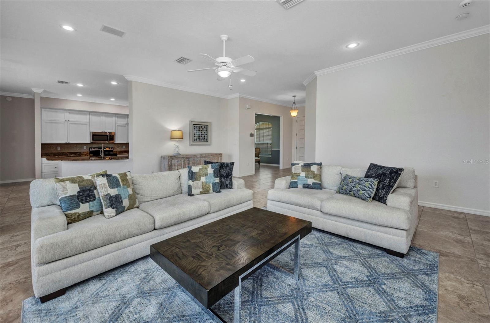 KINGS XING - Residential