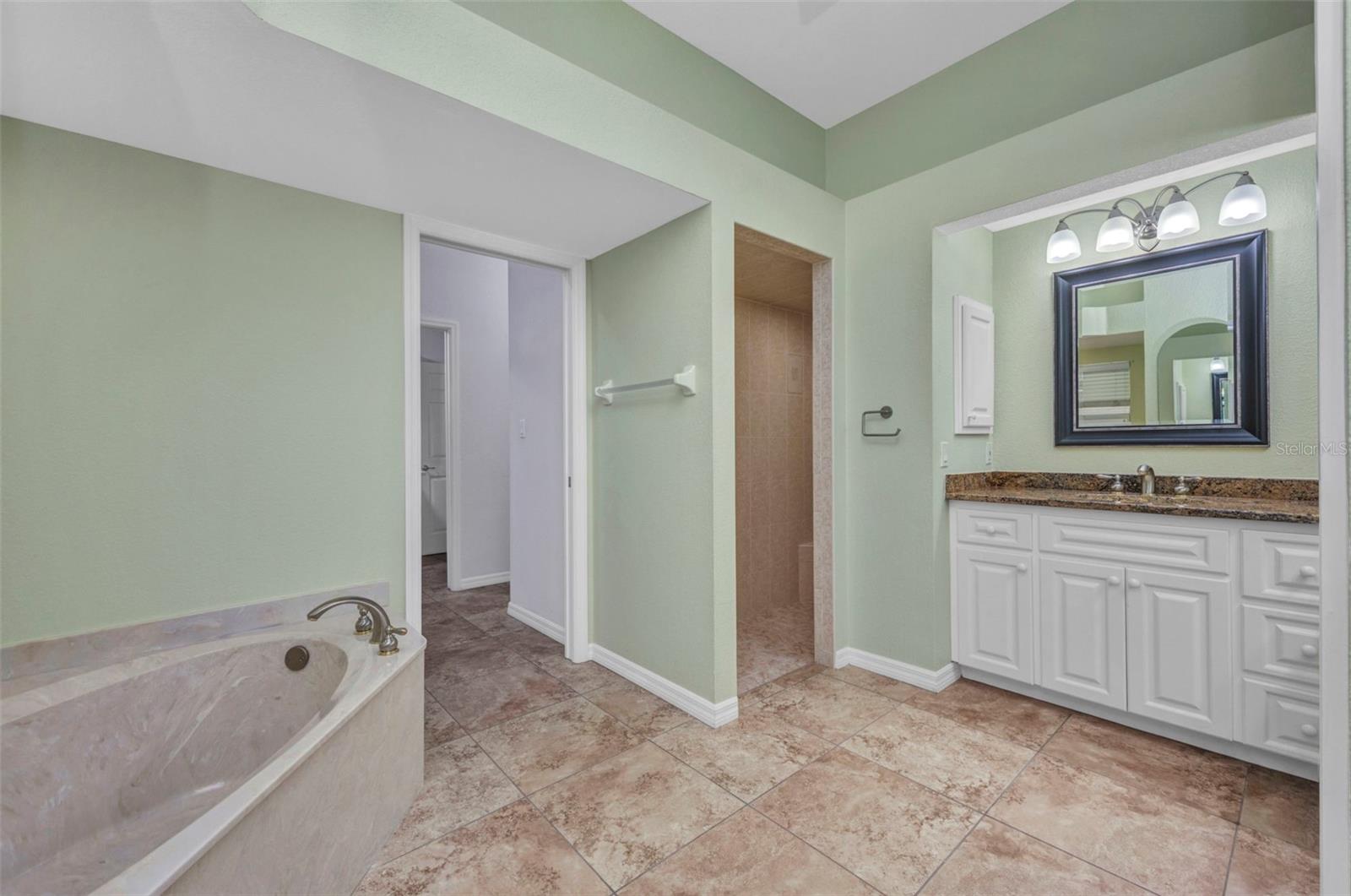 KINGS XING - Residential