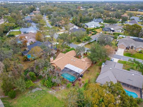 A home in PLANT CITY