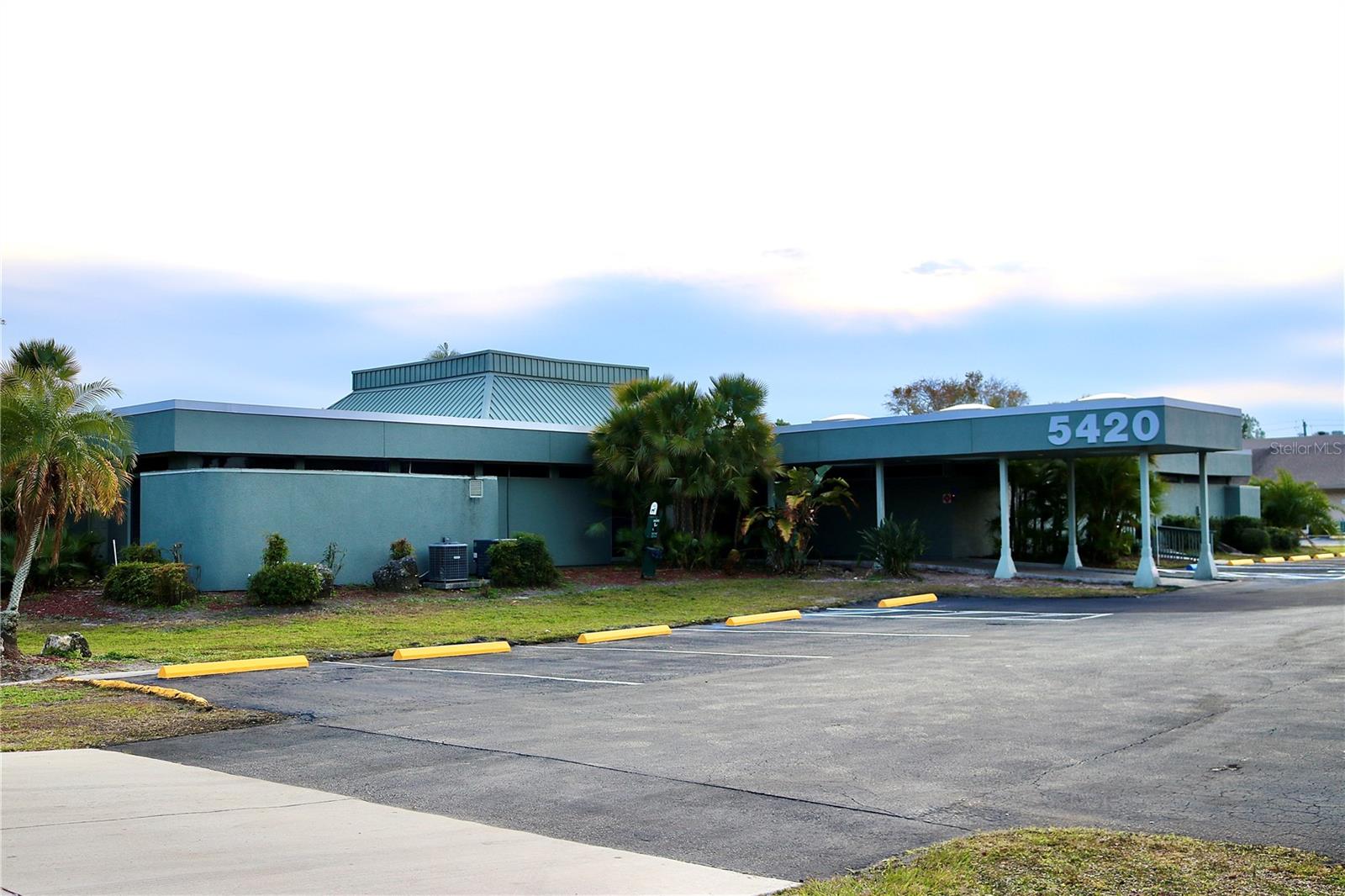 MEDICAL/DENTAL/PROFESSIONAL OFFICE SPACE FOR LEASE in prime Tampa location. 3,391 SF. Nestled within a courtyard setting, providing a welcoming atmosphere for both staff and patients, the spacious floor plan is open to many possibilities. Previously plumbed for dental, with a large waiting room and reception area, exam rooms, private offices, bathrooms, a break room, and lab. This unit be used for medical, dental, or general professional purposes. Located near Town N' Country Hospital, just off Hillsborough Avenue, a main thoroughfare between Hillsborough and Pinellas counties.