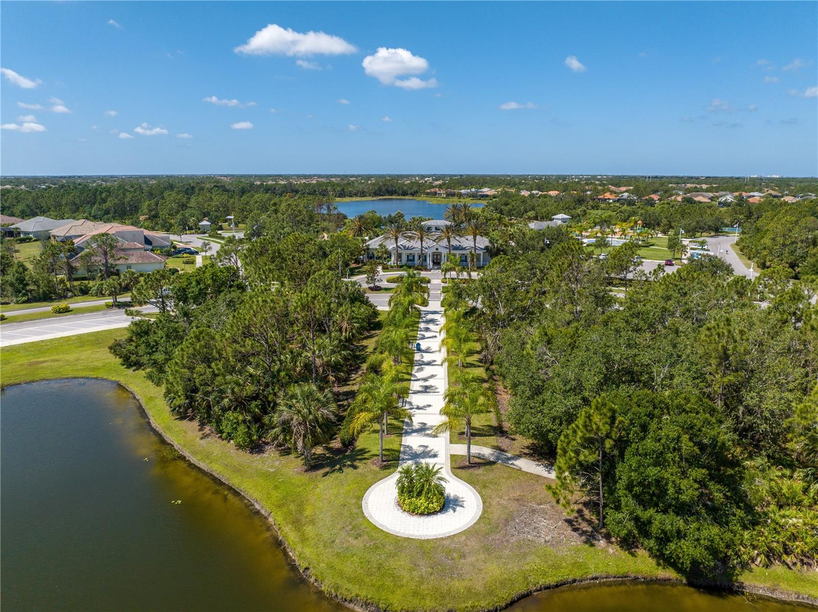GRAND PALM - Residential Lease