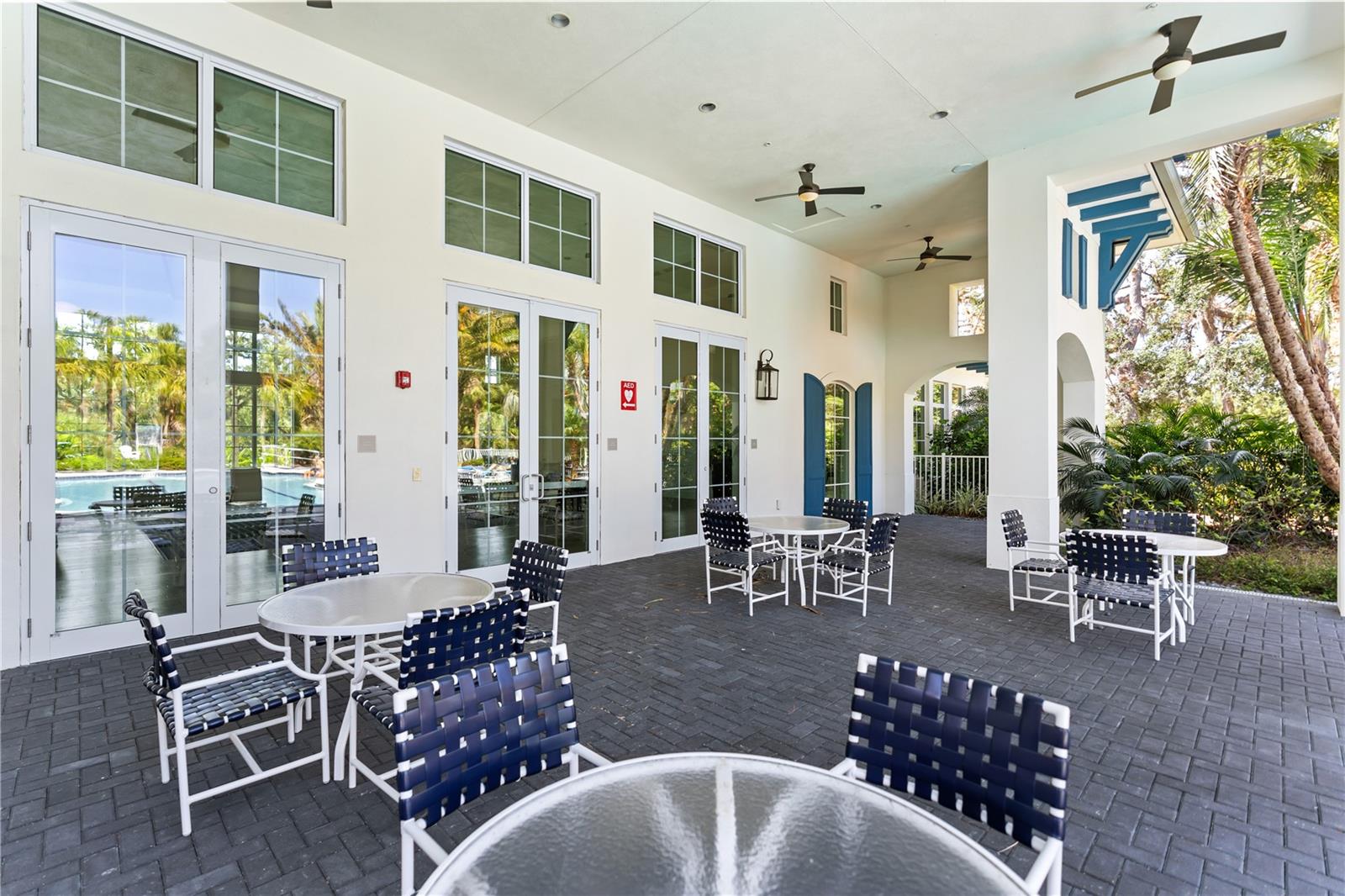 GRAND PALM - Residential Lease