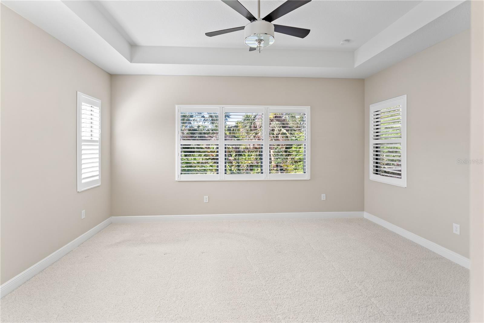 GRAND PALM - Residential Lease