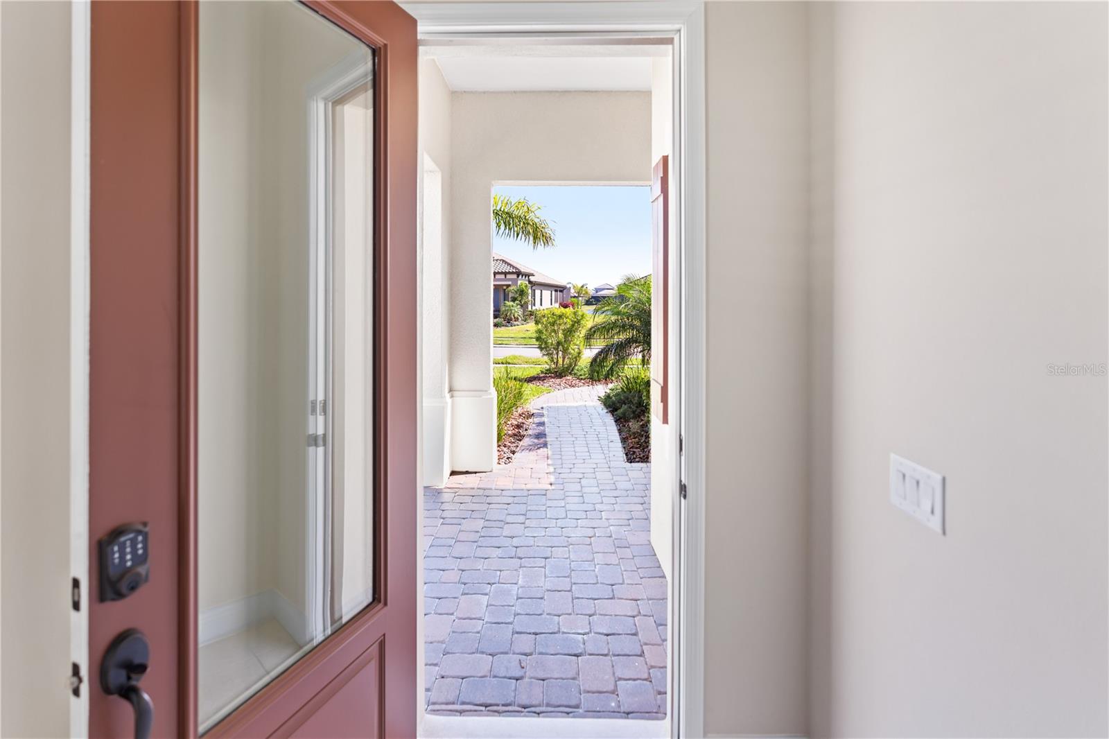 GRAND PALM - Residential Lease