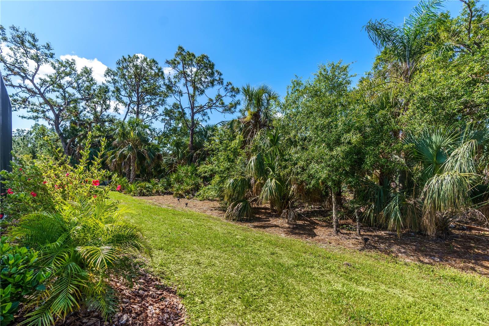 GRAND PALM - Residential Lease