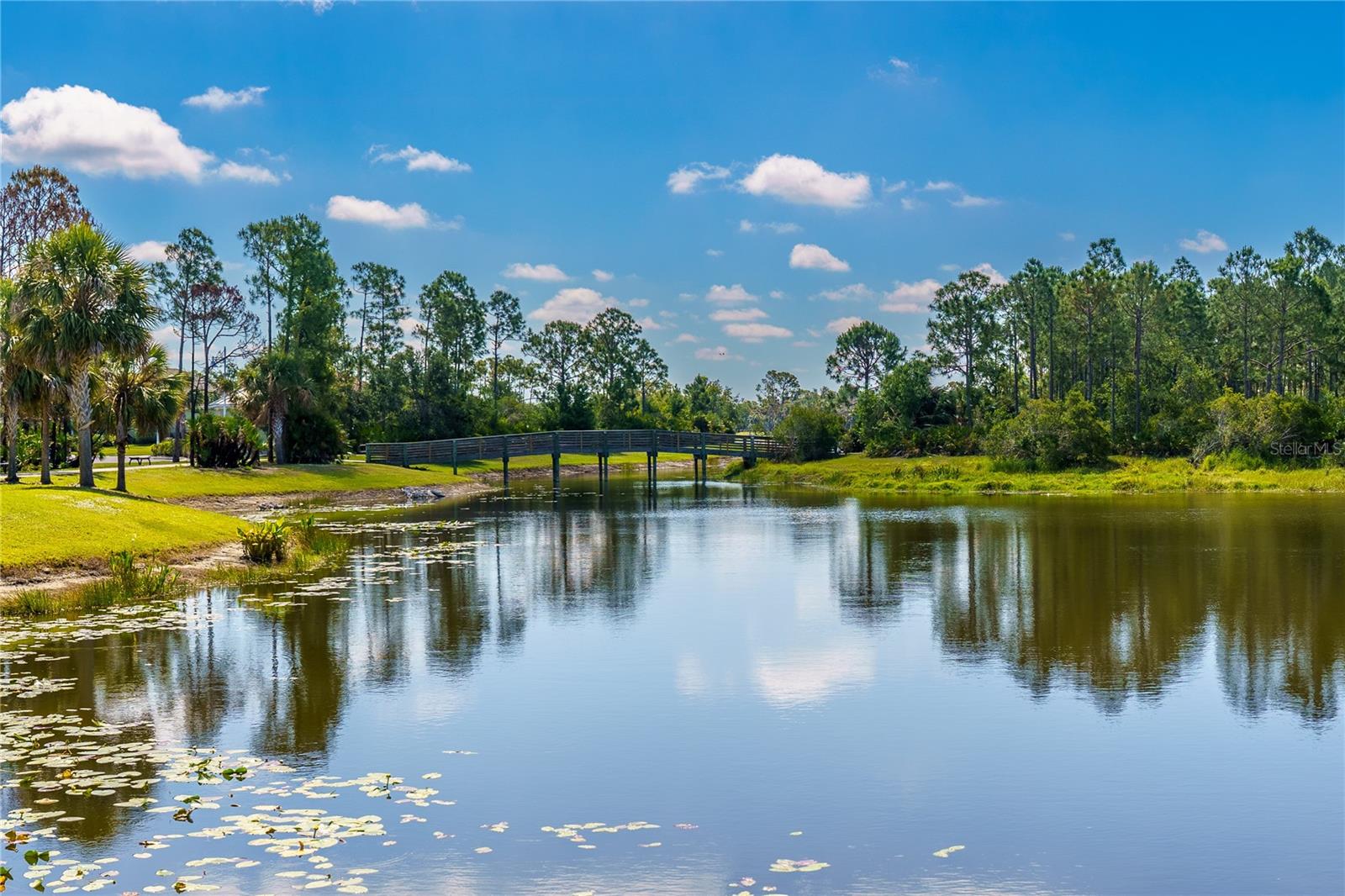 GRAND PALM - Residential Lease