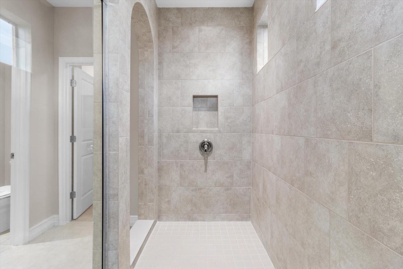 ESTANCIA PH 1D - Residential Lease