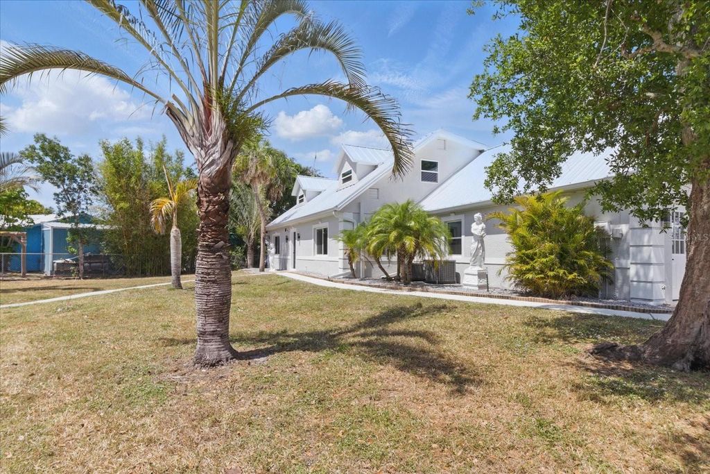 Photo of 9610 SW Yacht Drive, Arcadia, FL 34269 (MLS # A4613035)