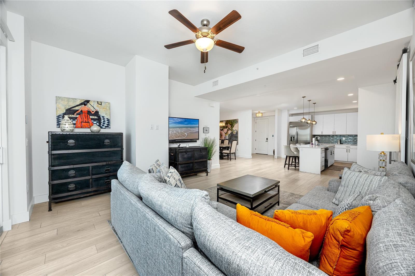 HARBOR AT TOWN CENTER CONDO - Residential