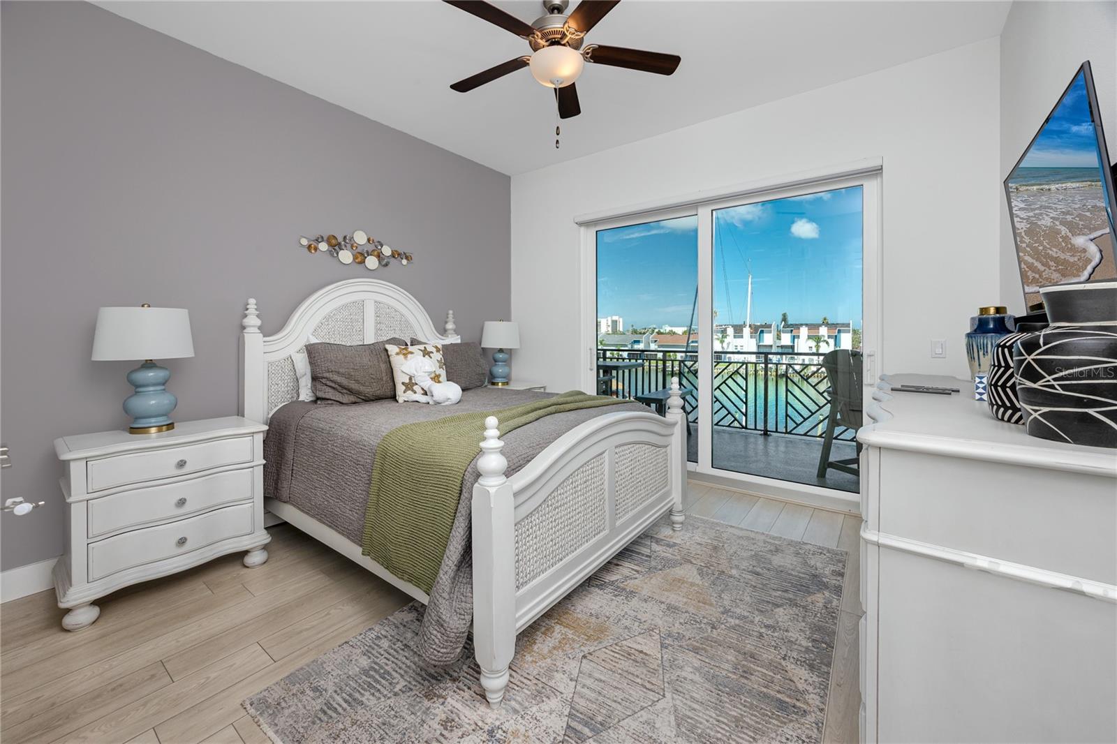 HARBOR AT TOWN CENTER CONDO - Residential