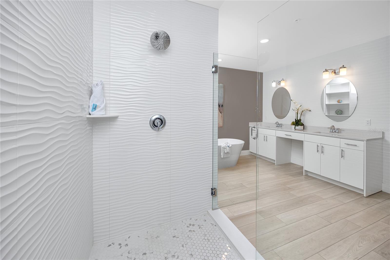 HARBOR AT TOWN CENTER CONDO - Residential