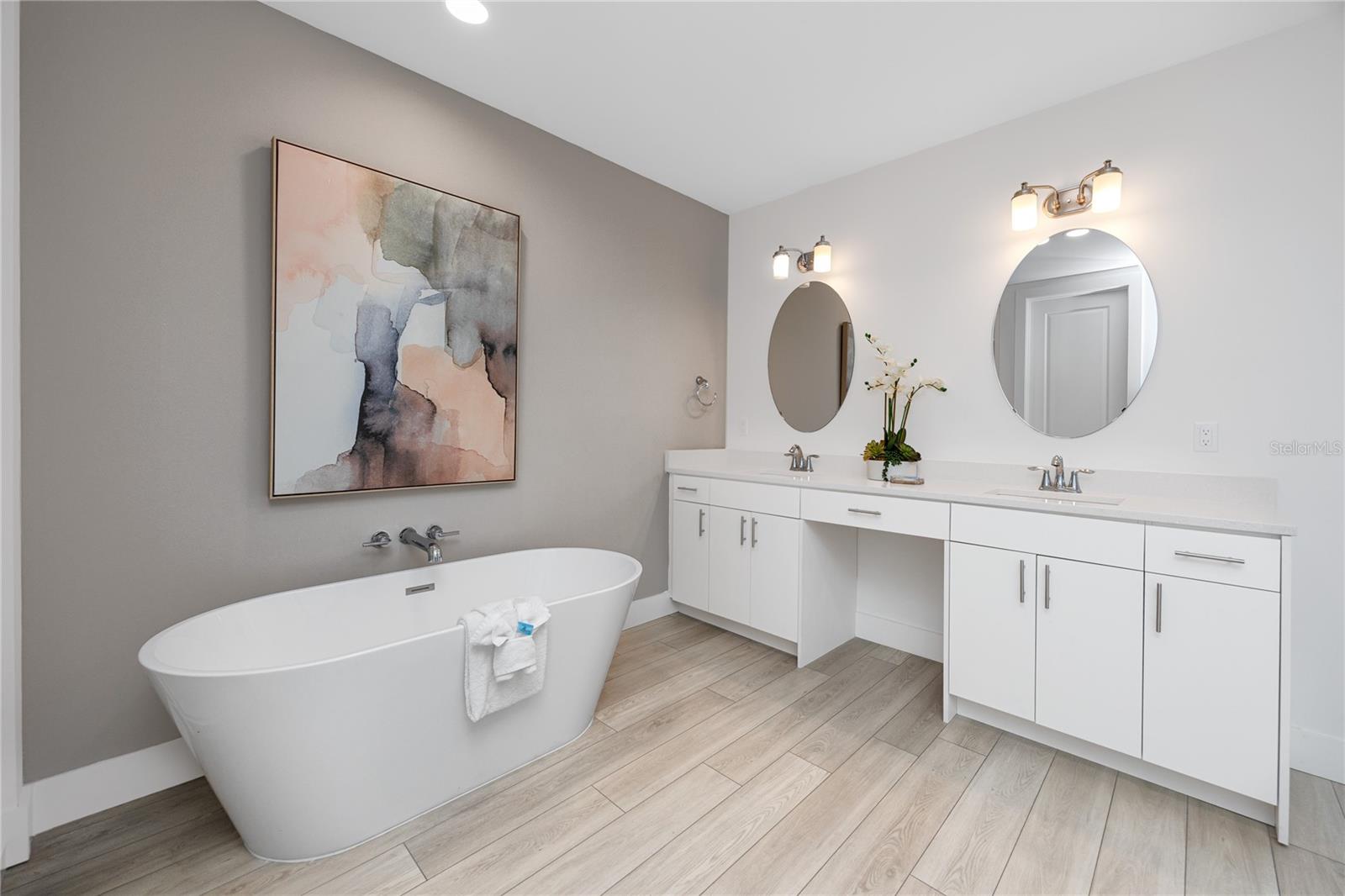 HARBOR AT TOWN CENTER CONDO - Residential