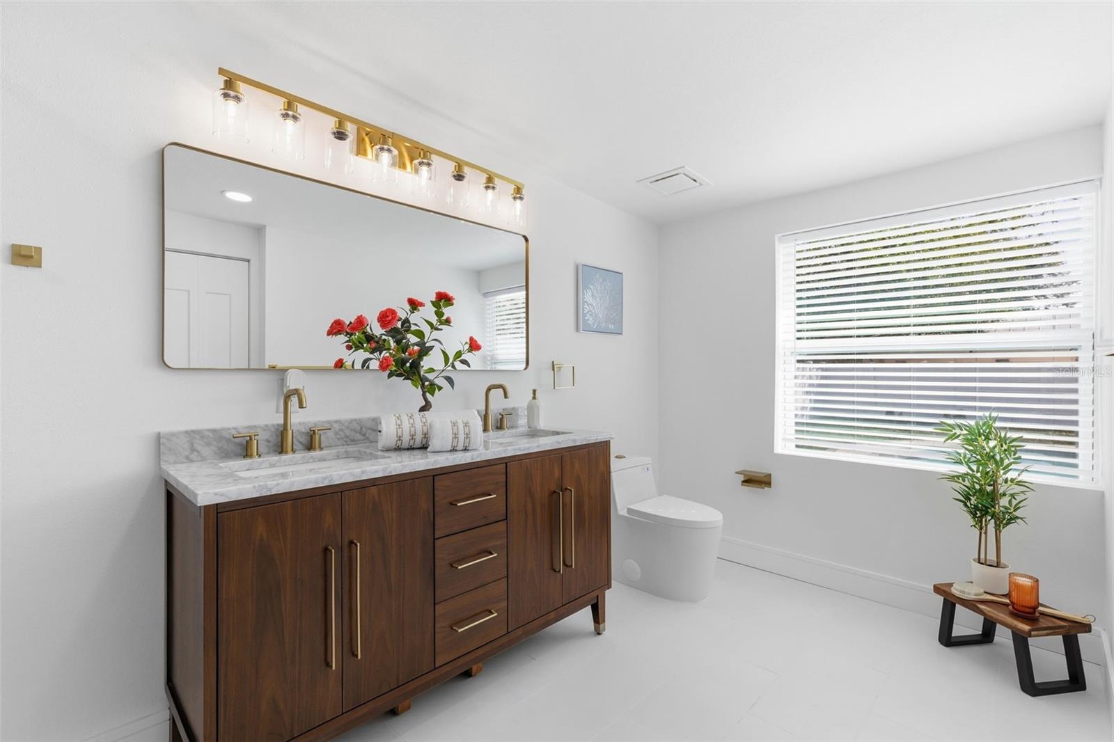 CARROLL CITY CENTER - Residential