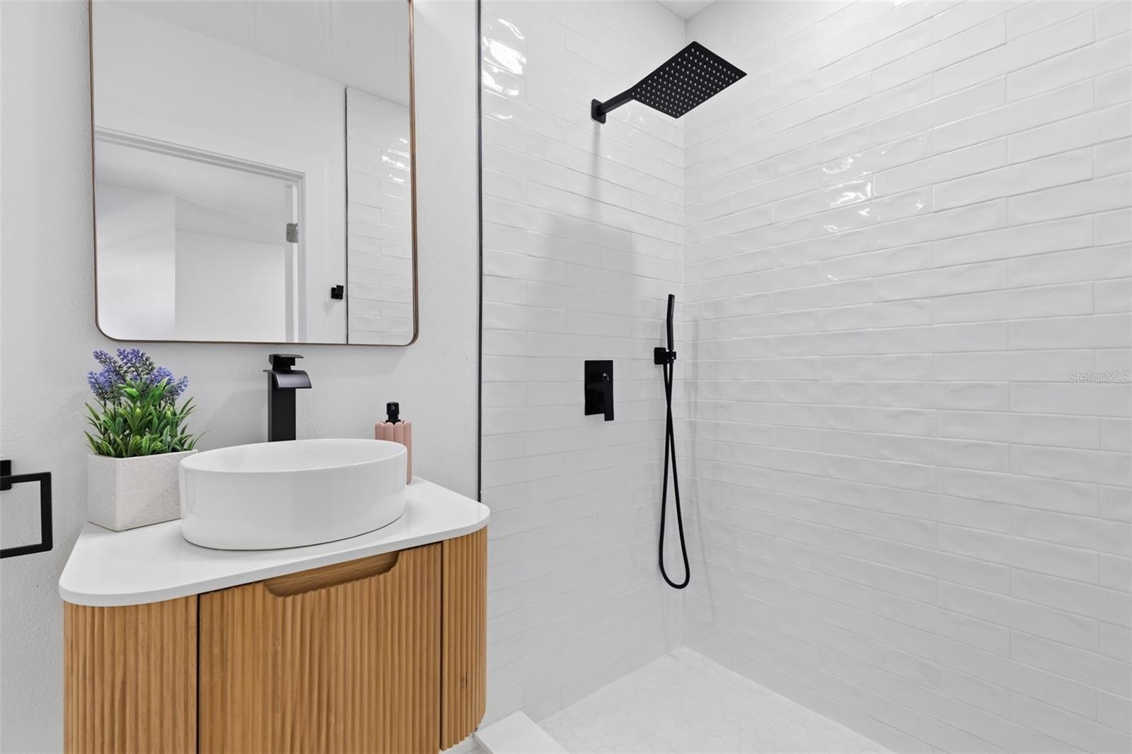 CARROLL CITY CENTER - Residential