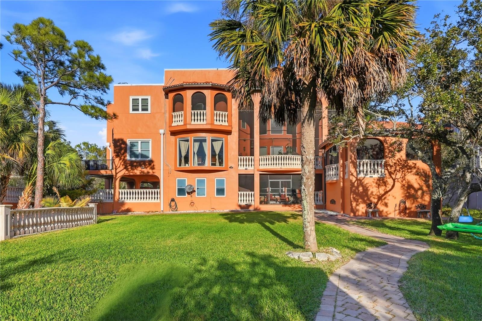 BAYWOOD PARK - Residential