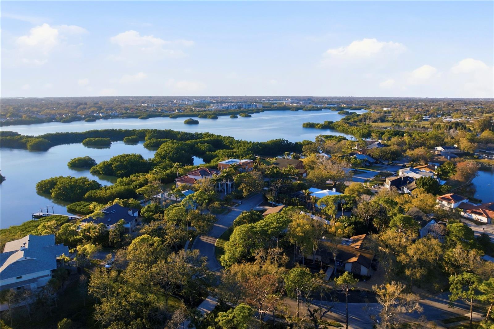 BAYWOOD PARK - Residential