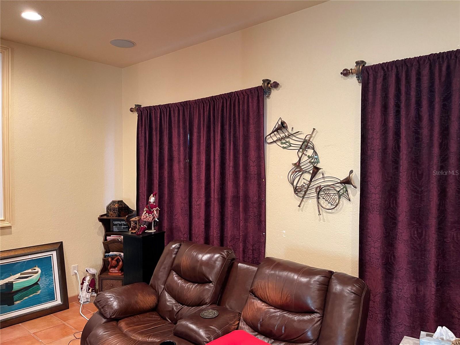 BAYWOOD PARK - Residential