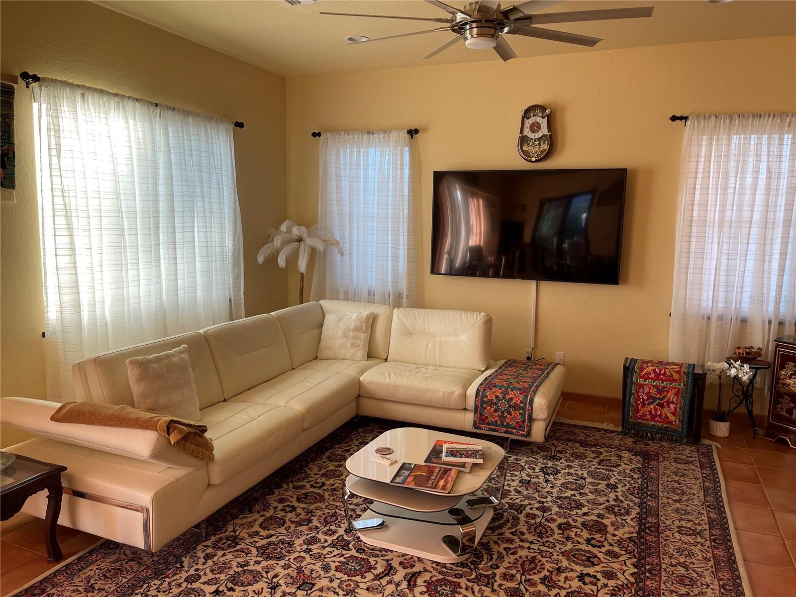 BAYWOOD PARK - Residential