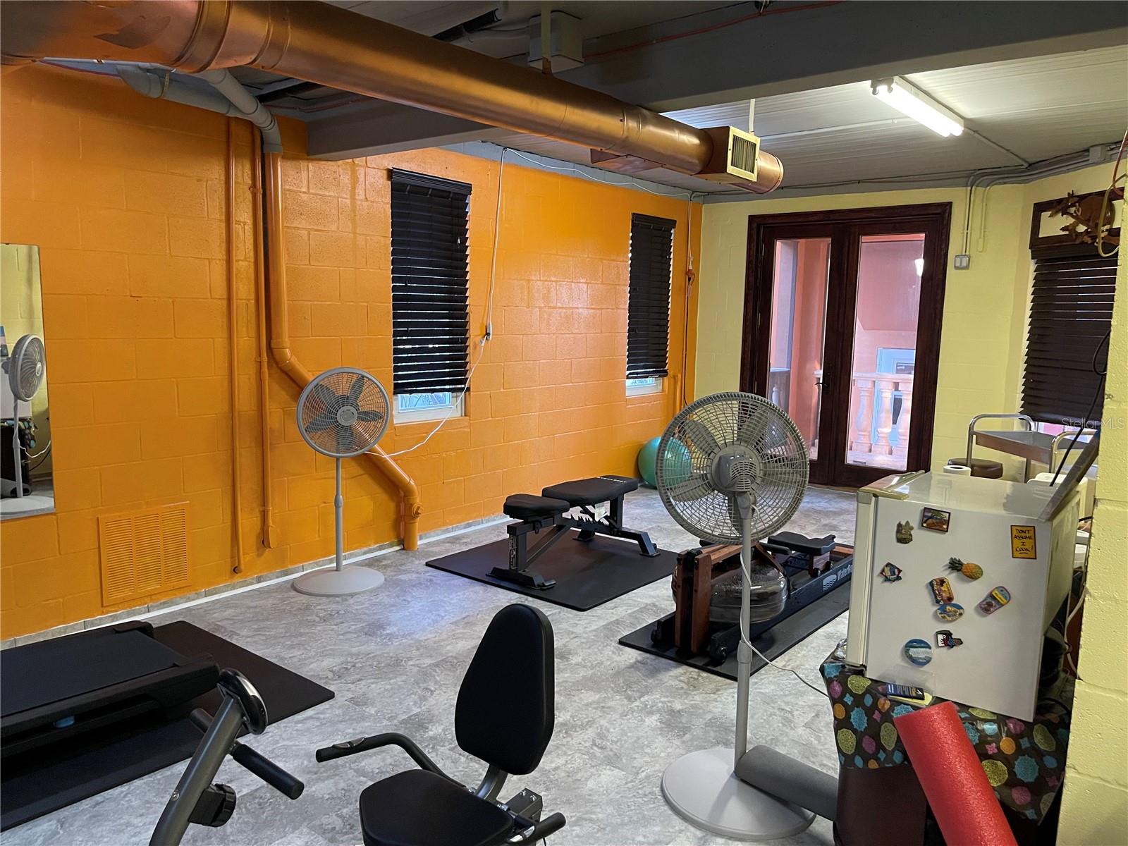 BAYWOOD PARK - Residential