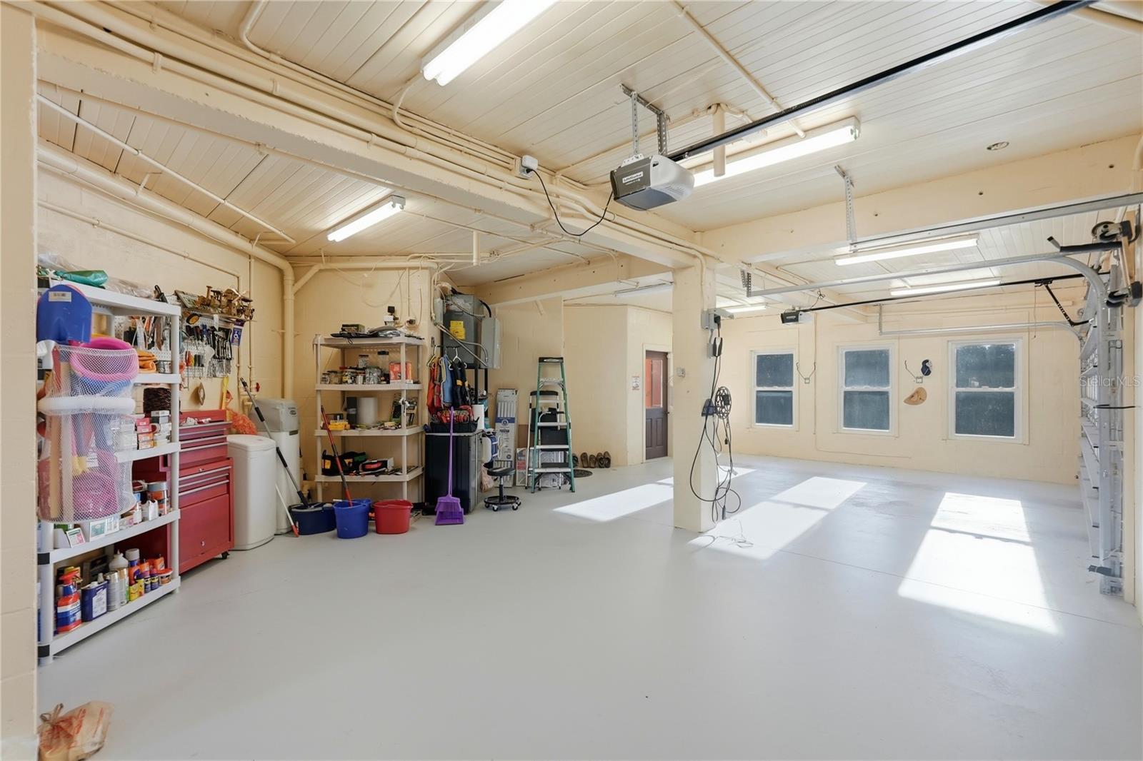 BAYWOOD PARK - Residential