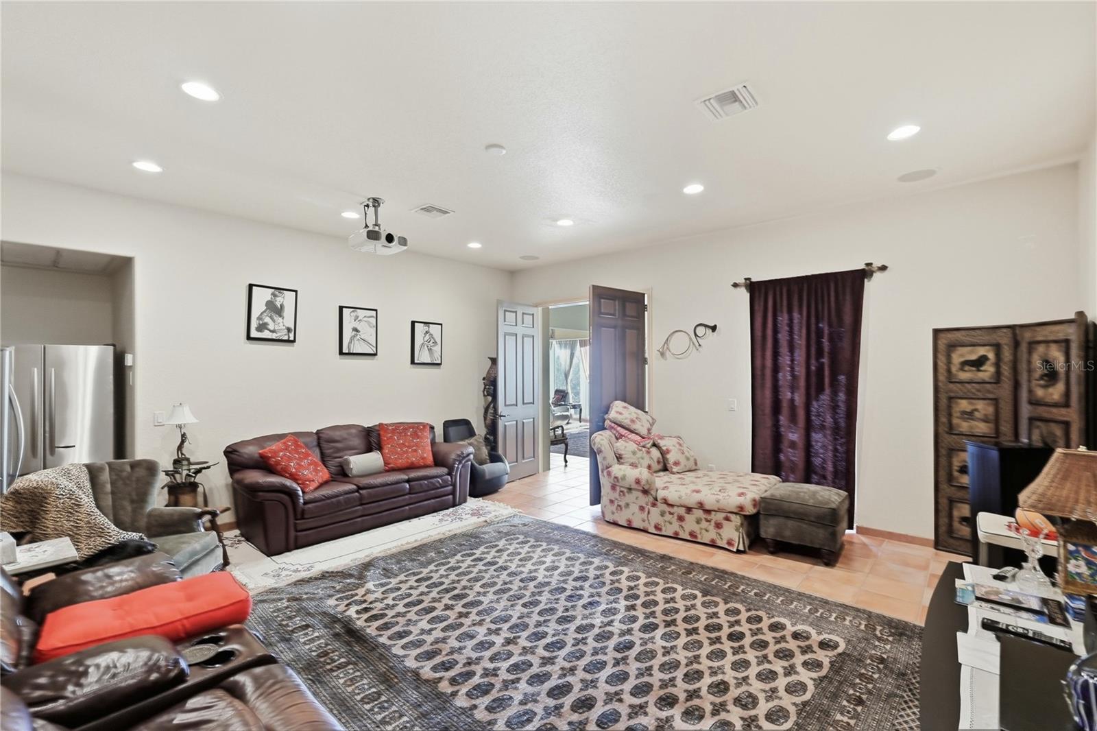 BAYWOOD PARK - Residential