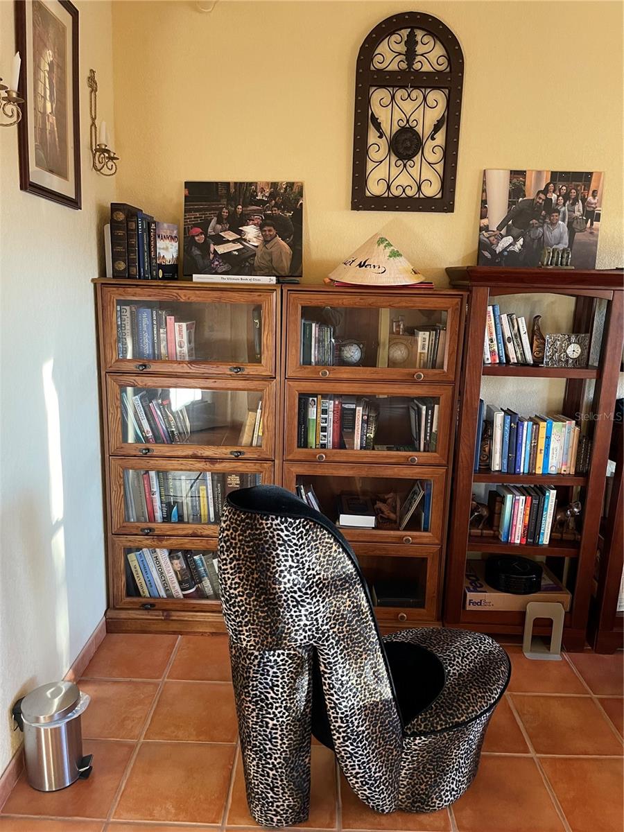 BAYWOOD PARK - Residential