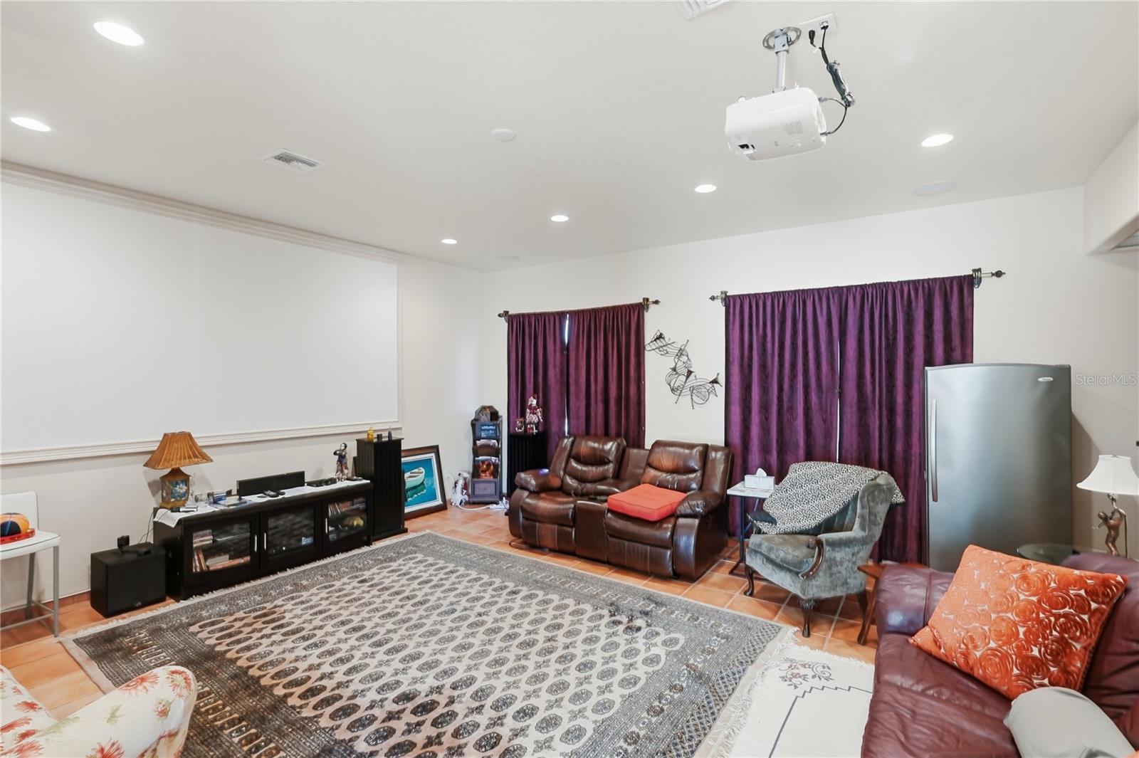 BAYWOOD PARK - Residential