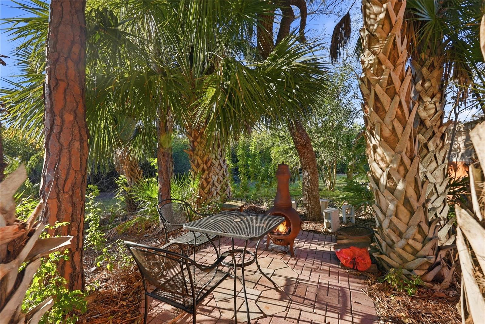 BAYWOOD PARK - Residential