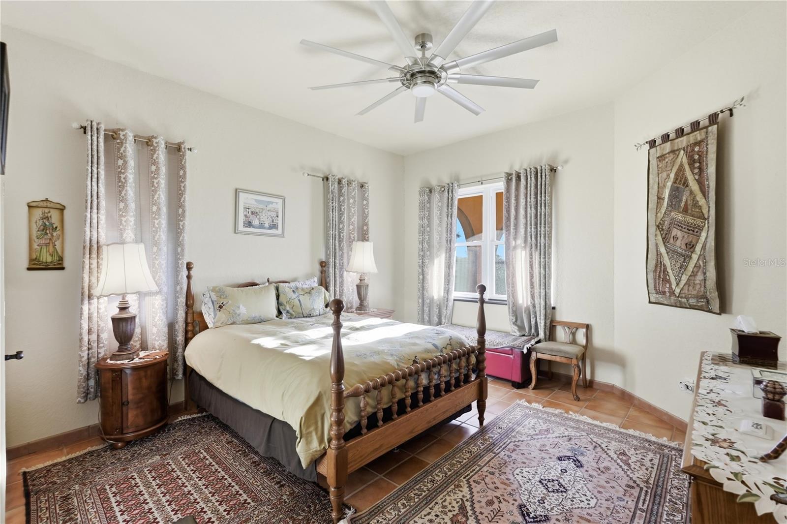 BAYWOOD PARK - Residential